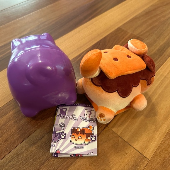 Aphmau MeeMeows Carnival Treats - S’more Cat - Purrrrfect 😻 - Picture 3 of 3